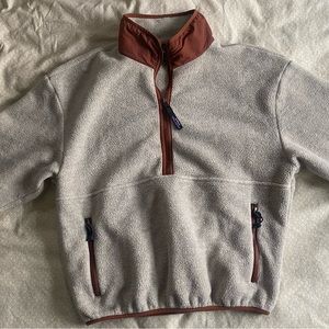 Woman’s Patagonia Synchilla Fleece
